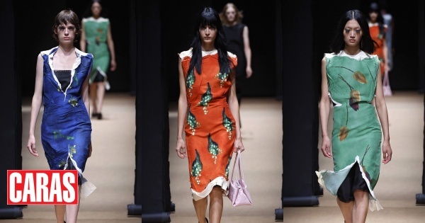 Oversize pieces and transparencies: Prada presents spring summer 2023 collection in Milan