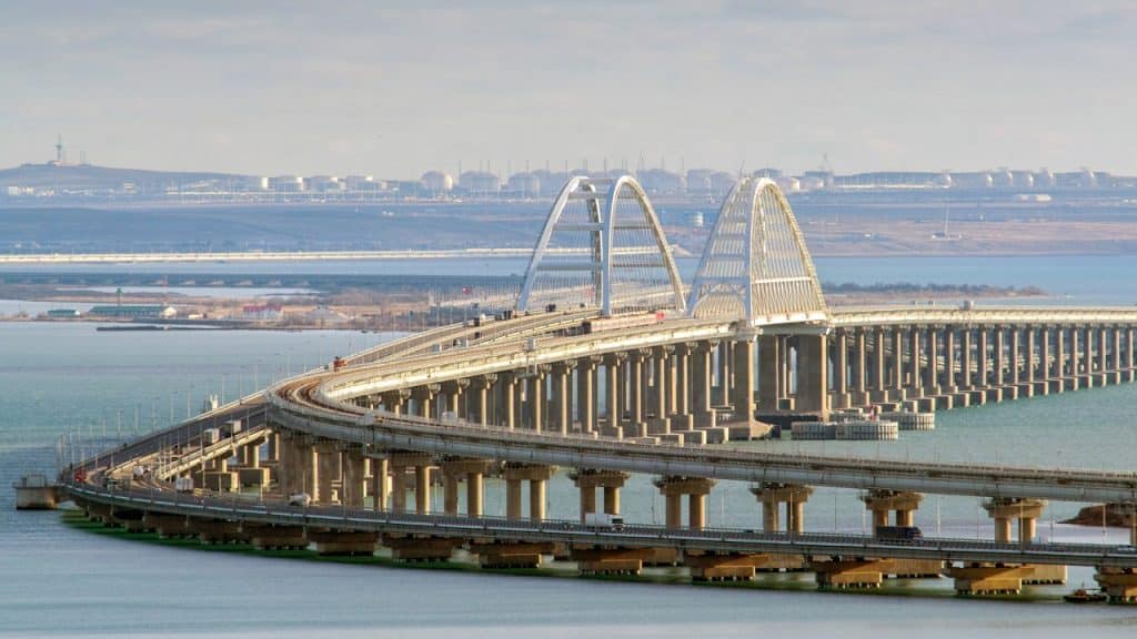 Crimean Bridge destroyed. For Putin – a humiliation, for the occupation forces – a threat